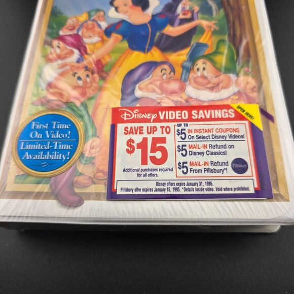 Disney Snow‎ White VHS Sealed NWT - Picture 6 of 7